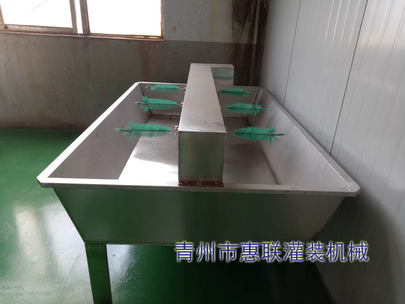小型洗瓶機(jī)的沖瓶原理是什么？