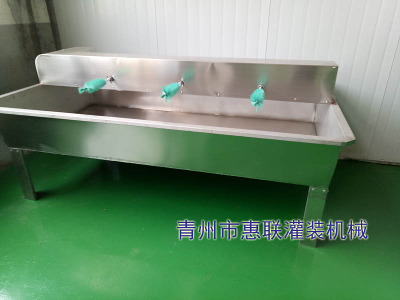 SP-6六頭毛刷式刷瓶機(jī)